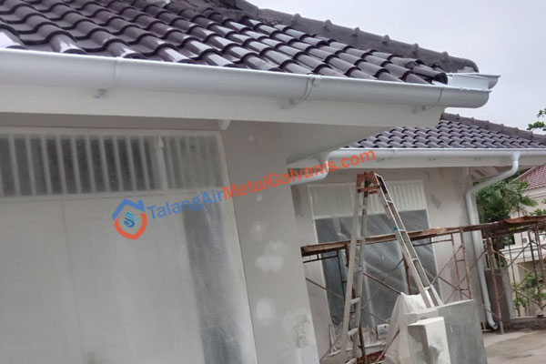 Talang Air Galvanis Surabaya: Solusi Sistem Drainase Modern untuk Hunian dan Industri